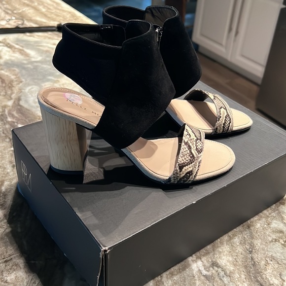 Pelle Moda Size 8 - Picture 3 of 5